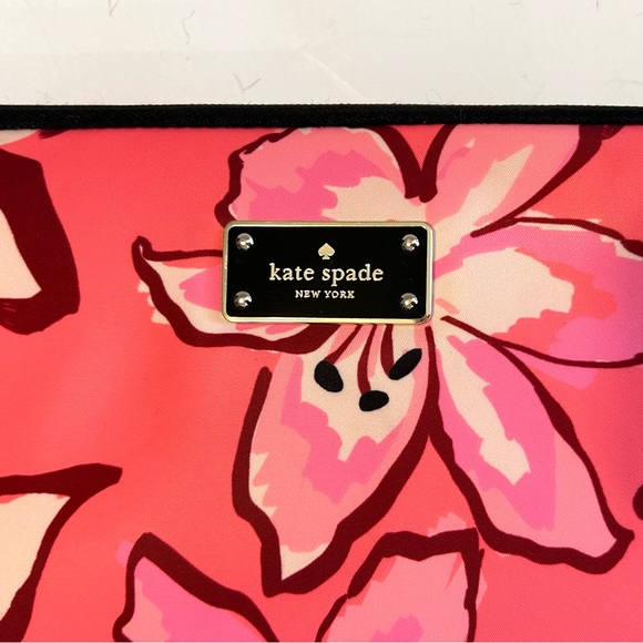 Kate Spade Neoprene Computer Sleeve for 13”. Like New - Picture 3 of 10